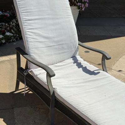 Sale Photo Thumbnail #84