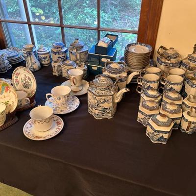 Sale Photo Thumbnail #6: Blue and white 