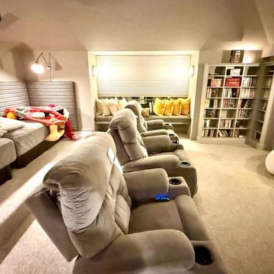 Sale Photo Thumbnail #126