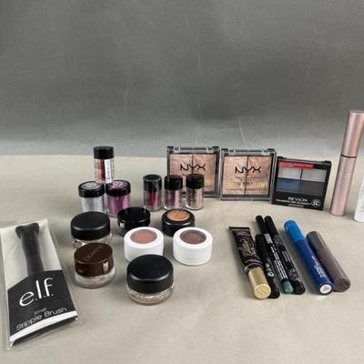 Sale Photo Thumbnail #647