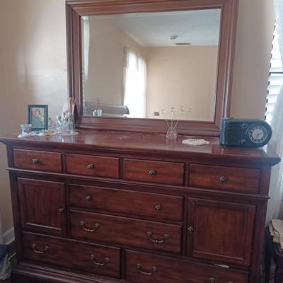 Sale Photo Thumbnail #11