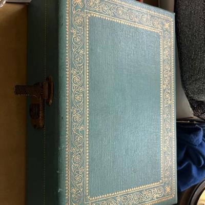 Sale Photo Thumbnail #50