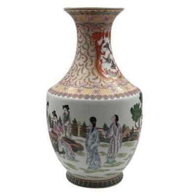 Sale Photo Thumbnail #28: Lot 027   
Republic Period Chinese Porcelain Vase