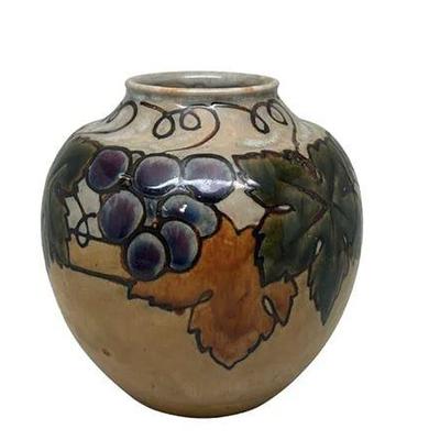 Sale Photo Thumbnail #5: Lot 001   
Ethel Beard Royal Doulton Grapevine Vase