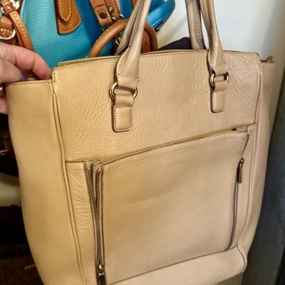 Sale Photo Thumbnail #142