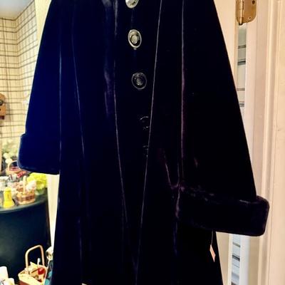 Sale Photo Thumbnail #101