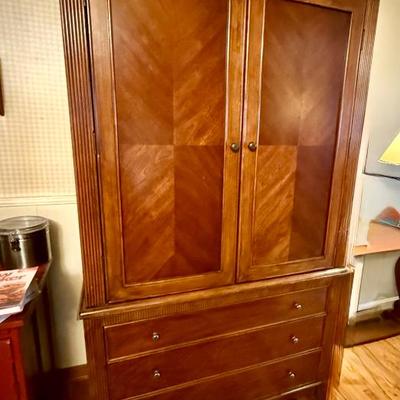 Sale Photo Thumbnail #23