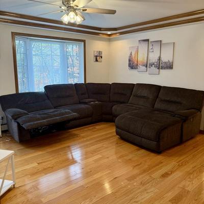 Sale Photo Thumbnail #3