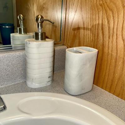 Sale Photo Thumbnail #93