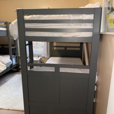 Sale Photo Thumbnail #72