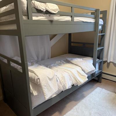 Sale Photo Thumbnail #68