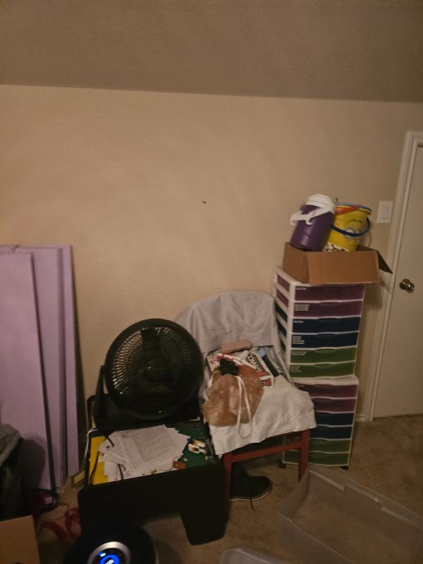 Sale Photo Thumbnail #9