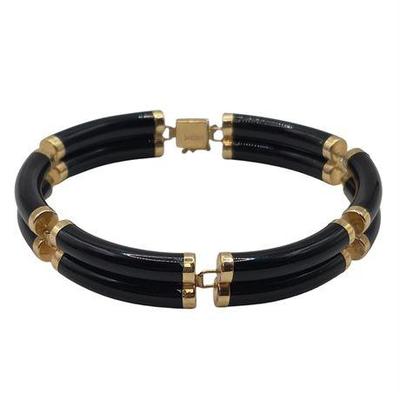 Lot 008   
14K Yellow Gold & Onyx Bracelet