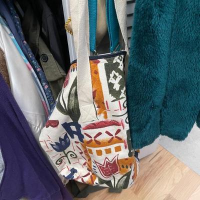 Sale Photo Thumbnail #378