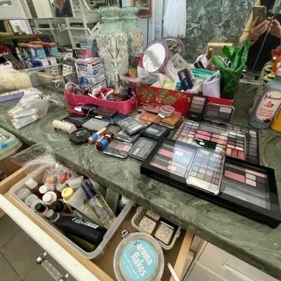 Sale Photo Thumbnail #383