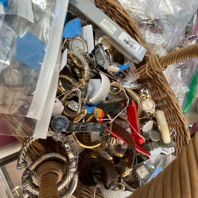 Sale Photo Thumbnail #169