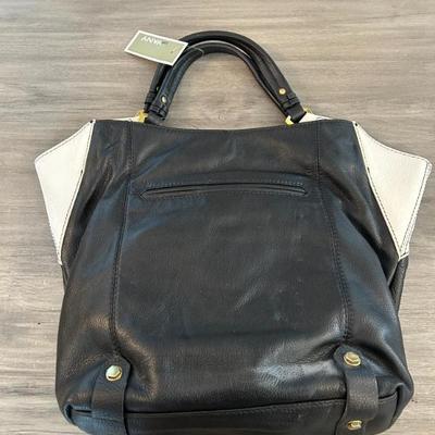 Sale Photo Thumbnail #980