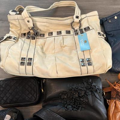 Sale Photo Thumbnail #1098