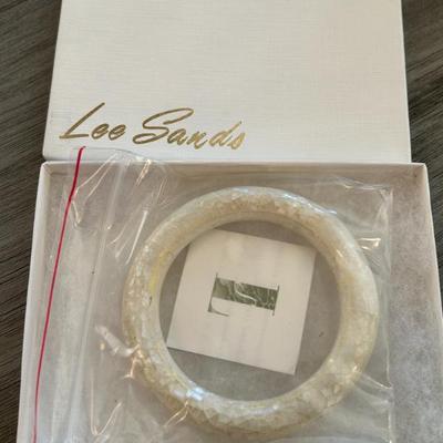 Sale Photo Thumbnail #185