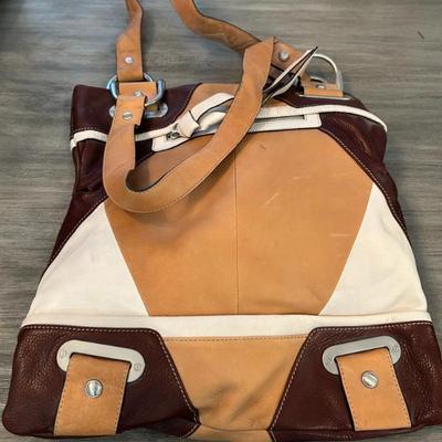 Sale Photo Thumbnail #936