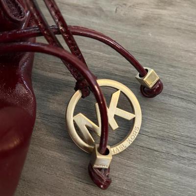 Sale Photo Thumbnail #975