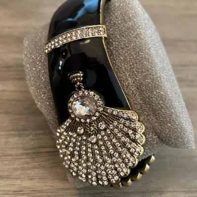 Sale Photo Thumbnail #896