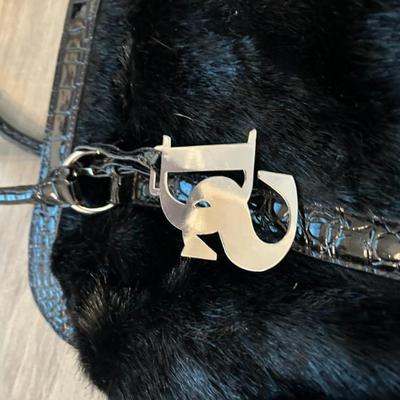 Sale Photo Thumbnail #973