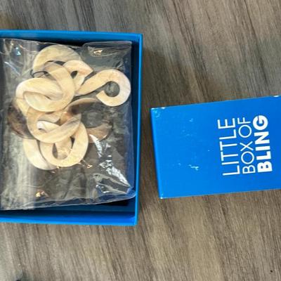 Sale Photo Thumbnail #85