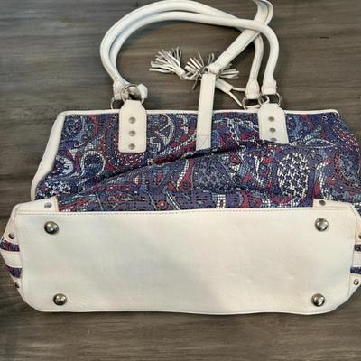 Sale Photo Thumbnail #959