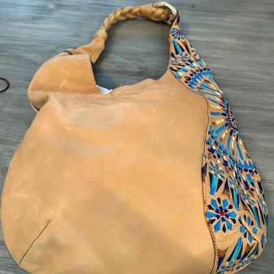 Sale Photo Thumbnail #987