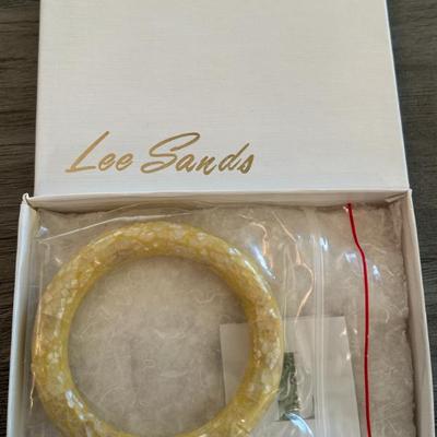 Sale Photo Thumbnail #195