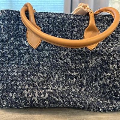 Sale Photo Thumbnail #924