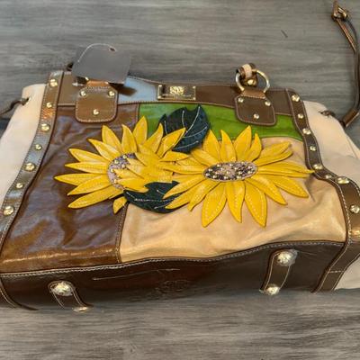 Sale Photo Thumbnail #946