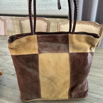 Sale Photo Thumbnail #76