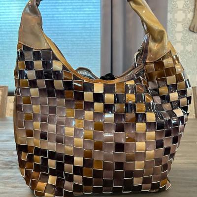 Sale Photo Thumbnail #951