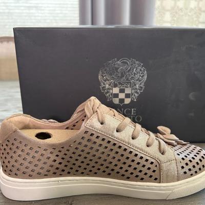 Sale Photo Thumbnail #155