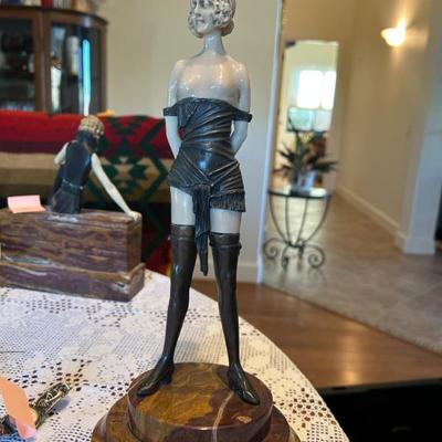 Sale Photo Thumbnail #420