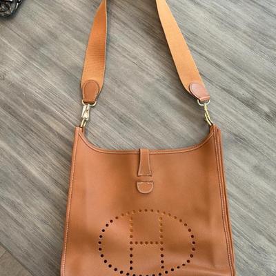 Sale Photo Thumbnail #664