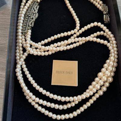 Sale Photo Thumbnail #157