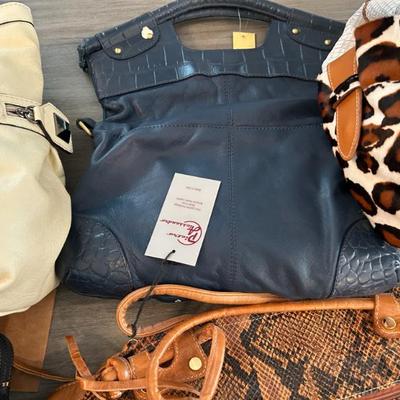 Sale Photo Thumbnail #1101