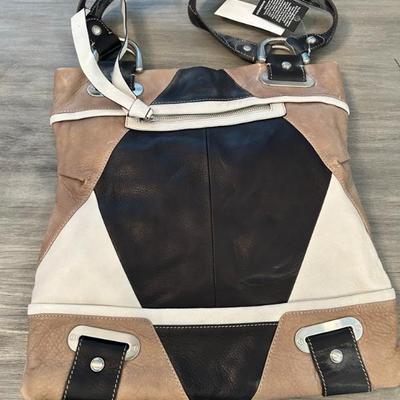 Sale Photo Thumbnail #932