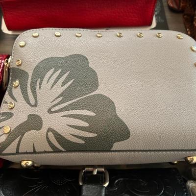 Sale Photo Thumbnail #641