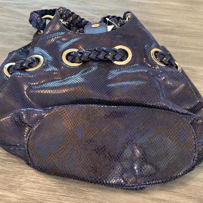 Sale Photo Thumbnail #990