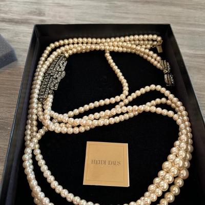 Sale Photo Thumbnail #158