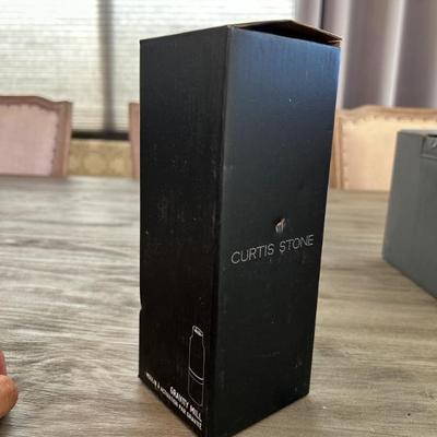 Sale Photo Thumbnail #130