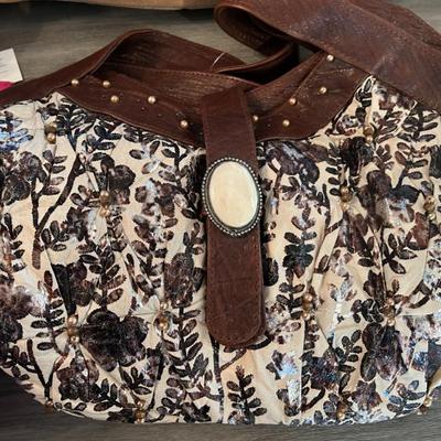 Sale Photo Thumbnail #859