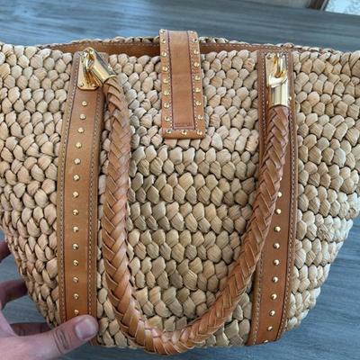 Sale Photo Thumbnail #75