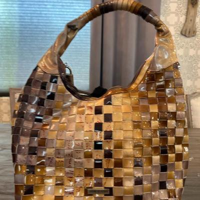 Sale Photo Thumbnail #952