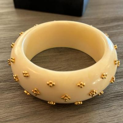 Sale Photo Thumbnail #178