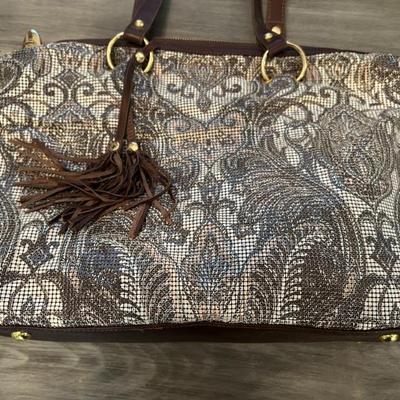 Sale Photo Thumbnail #728